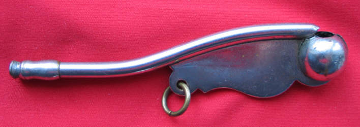 sifflet de marine