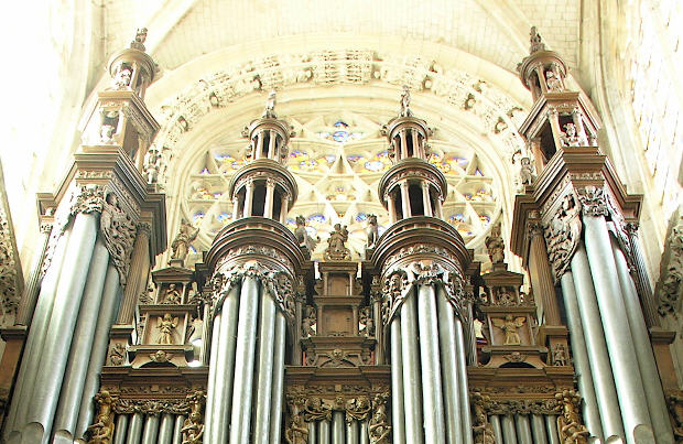 Grand buffet de l'orgue de Caudebec-en-Caux