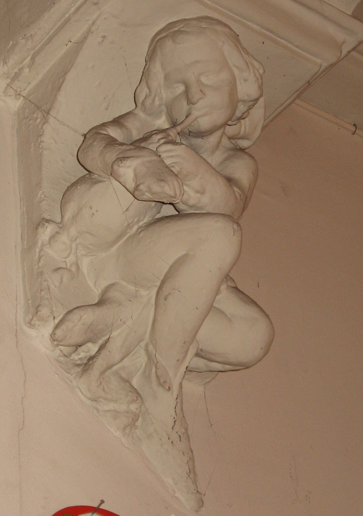 modillon sculpté Rue de la Scellerie à Tours
